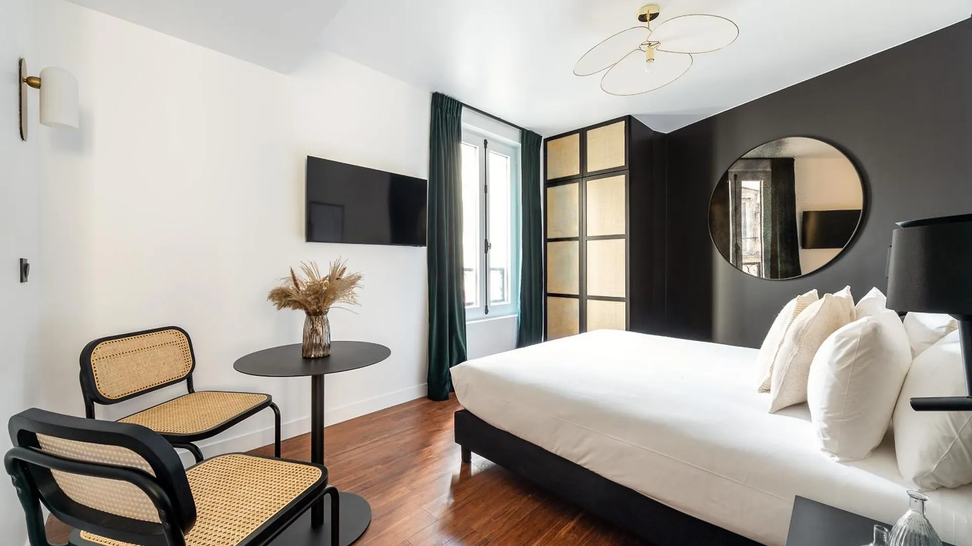 Makom Montmartre 파리 0*,