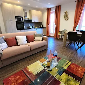 https://rigoletto-massena.fr-provencehotel.com